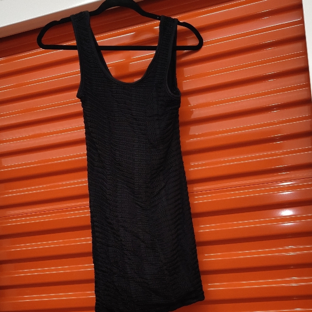 Black Sleeveless Textured Dress